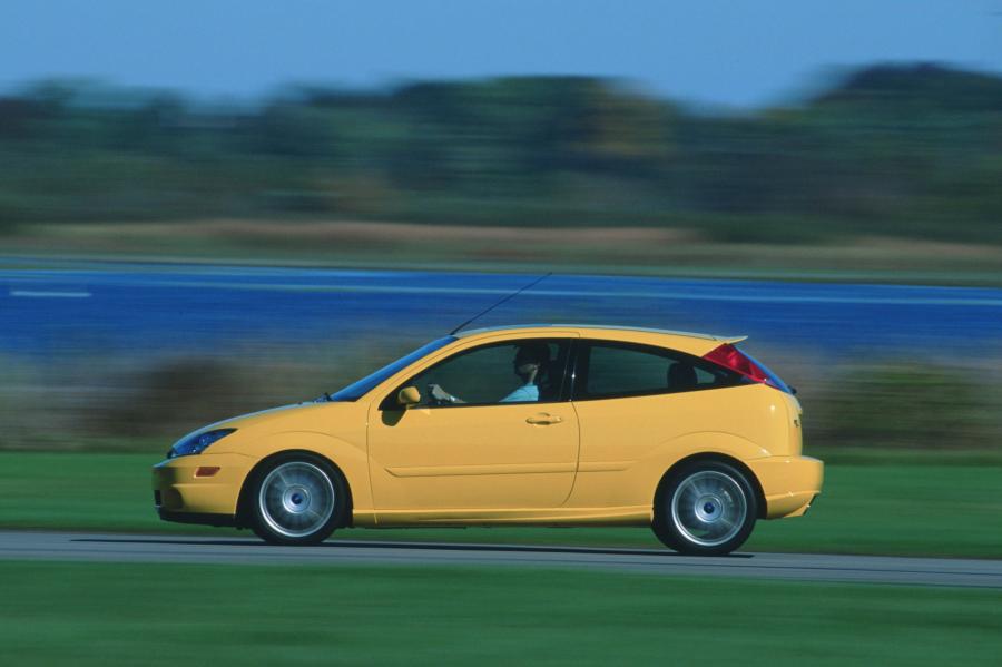  Ford Focus SVT 2002 года  (фото 40 из 98)
